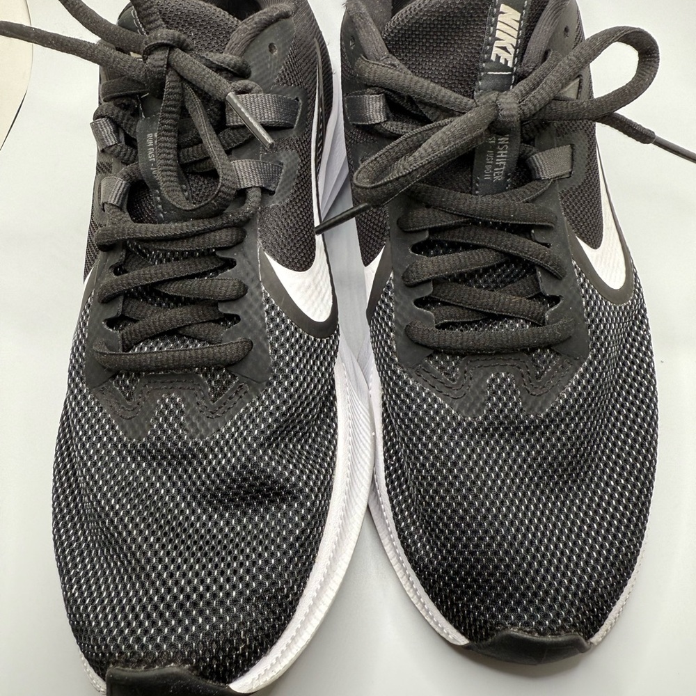 Nike Womens Downshifter 9 AQ7486-001 Black Running Shoes Sneakers Size 10.5 - Picture 7 of 13